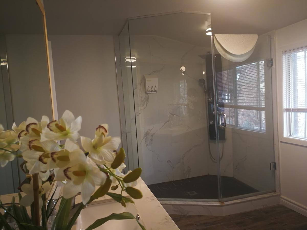 Margie Townhome Suites Toronto Buitenkant foto